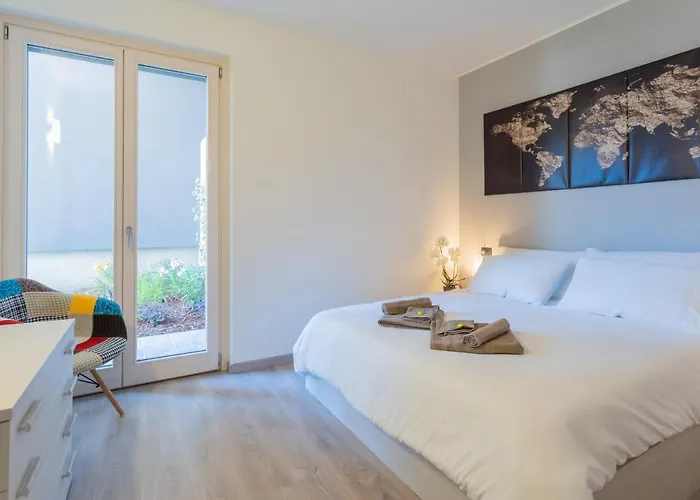 Anna's Quite & Charme Apartamento Pianello Del Lario