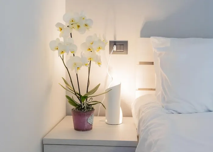 Anna's Quite & Charme * Pianello Del Lario