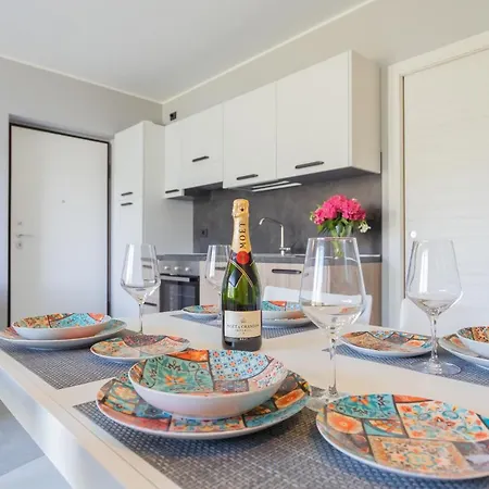 Lejlighed Anna's Quite & Charme Pianello Del Lario